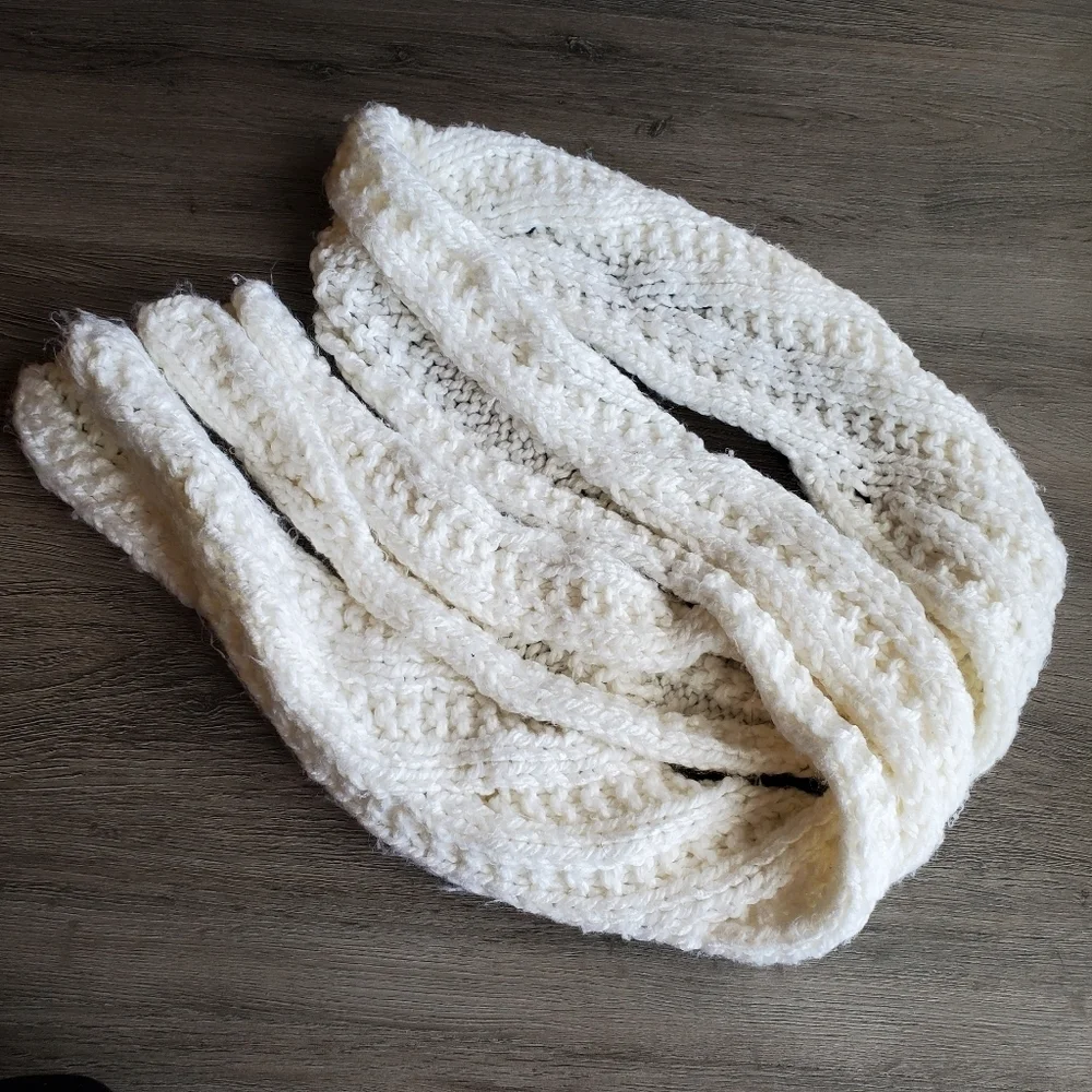Cable Knit Scarf
